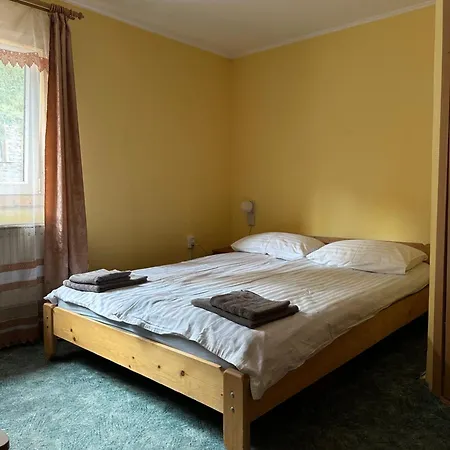 Fogadó Plai Nagy-Mencsely